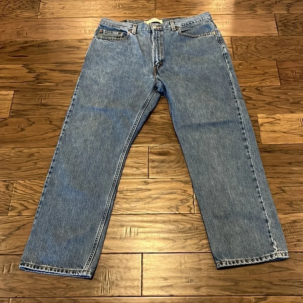 Vintage Levi’s 505 Regular Fit Size 38 x 30